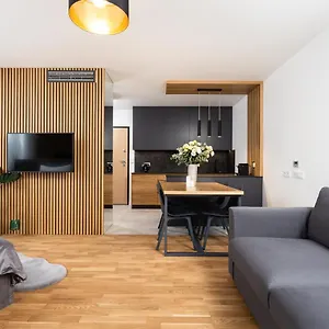 Inpoint G15 Near Old Town & Kazimierz District & Parking Option Cracovie